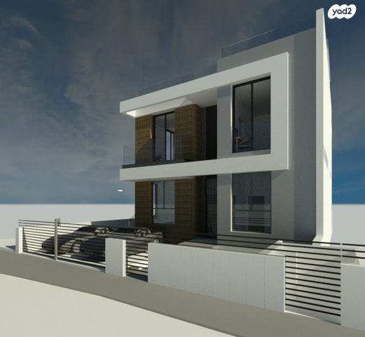 מגרשים, כרכום, עתלית