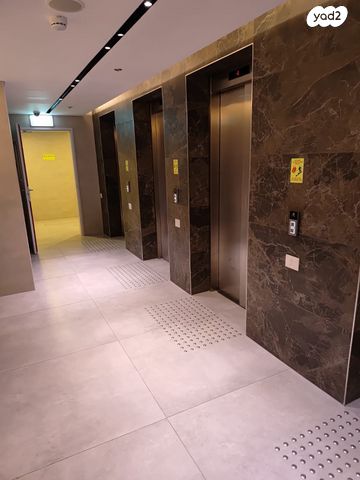 דירה, הנרייטה סולד, קרית היובל, ירושלים