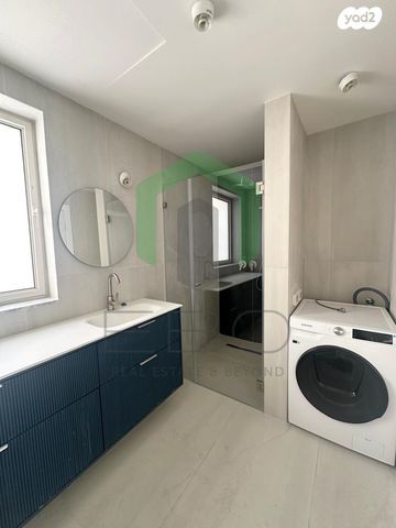 גג/ פנטהאוז, דרך שלמה, פלורנטין, תל אביב יפו