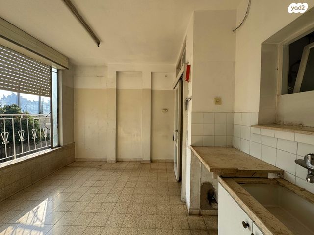 דירה, קיבוץ גלויות, ניצנה, בת ים