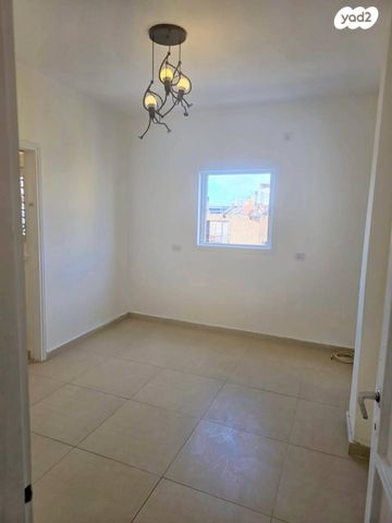 דירה, הנביאים, הנביאים, בת ים