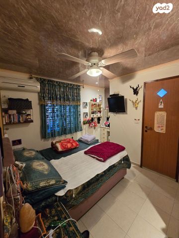 דירת גן, נווה עמל, הרצליה