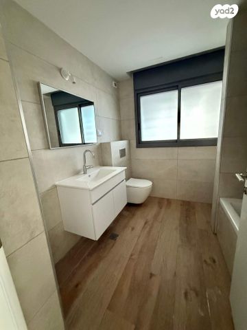 דירה, סמולנסקין 22, אחוזה, חיפה