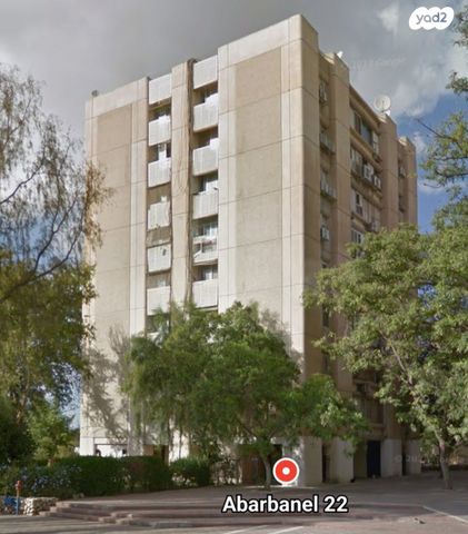 אברבנאל 22