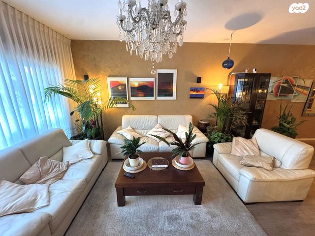 דירה, אביב, מגדיאל, הוד השרון