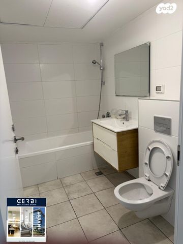 דירה, יצחק שמיר 14, רמת הדר, גבעת שמואל