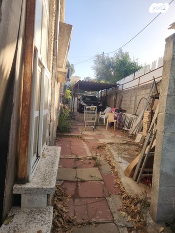 בית פרטי/ קוטג', מסדה, קרית מטלון, פתח תקווה