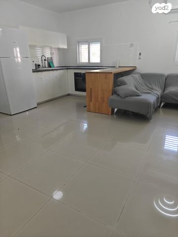 דירה, חיים נחמן ביאליק, באר שבע