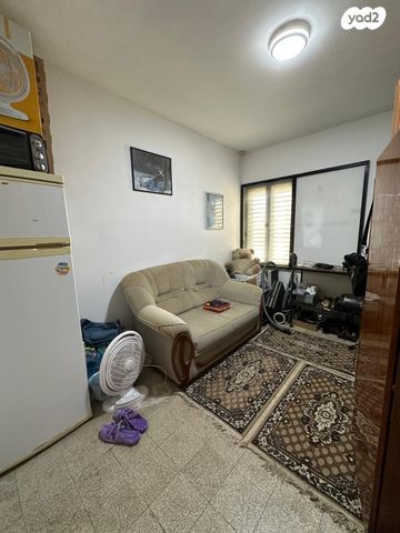 דירה, וייצמן, כהן, טירת כרמל