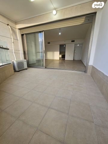 דירה, הנביאים 54, דרום מערב ותיק, בת ים