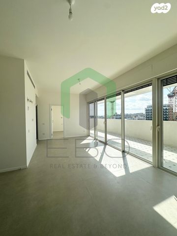 גג/ פנטהאוז, דרך שלמה, פלורנטין, תל אביב יפו