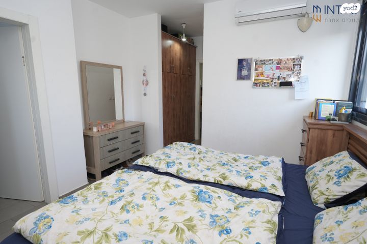 דירה, אלון 17, החורש, חריש