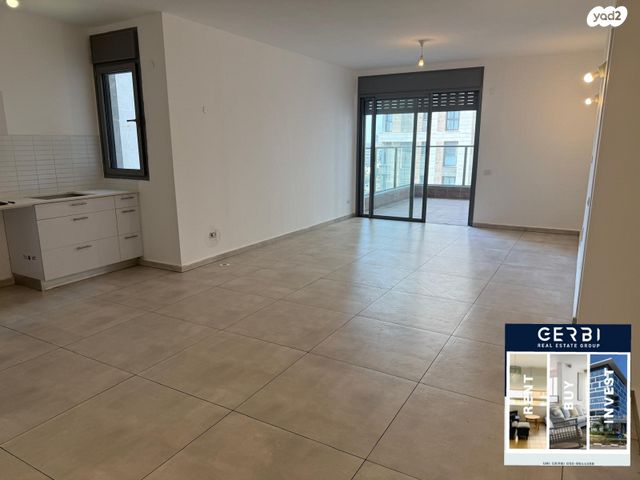 דירה, יצחק שמיר 14, רמת הדר, גבעת שמואל