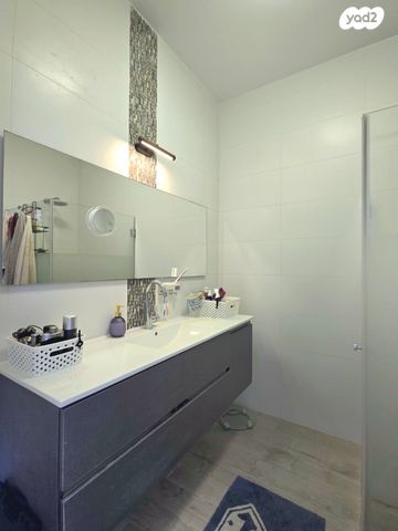 דירה, ההגנה, רעננה