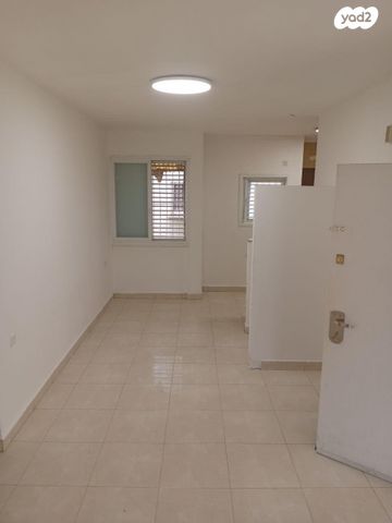 דירה, טרומפלדור, כפר גנים א, פתח תקווה