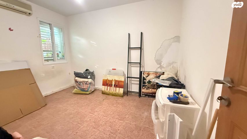 דו משפחתי, מעלה הנרקיסים, אילנות, מעלות תרשיחא