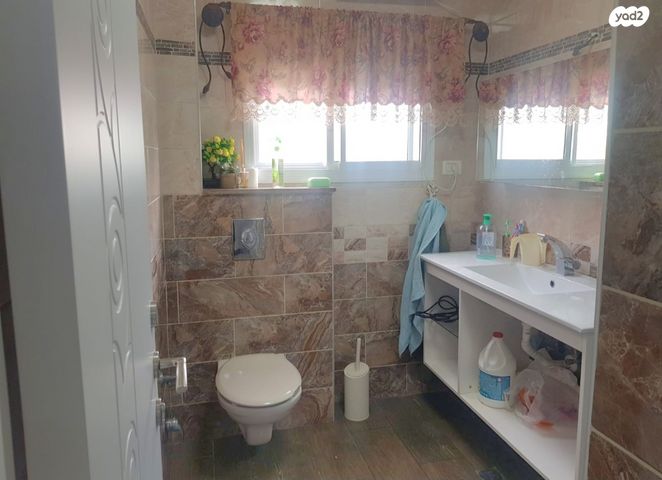 דירה, נחלת אשר, גבעת שרה, נהריה