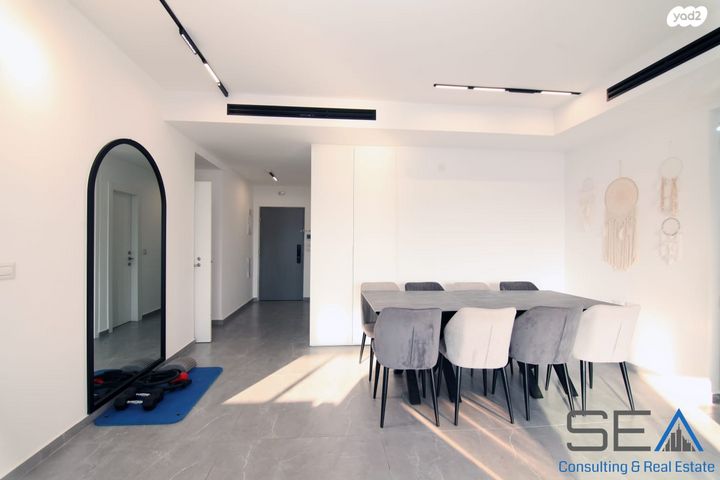 דירה, שדרות ירושלים 28, מרכז העיר דרום, נתניה