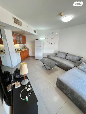 דירה, דרך בן גוריון 99, בת ים