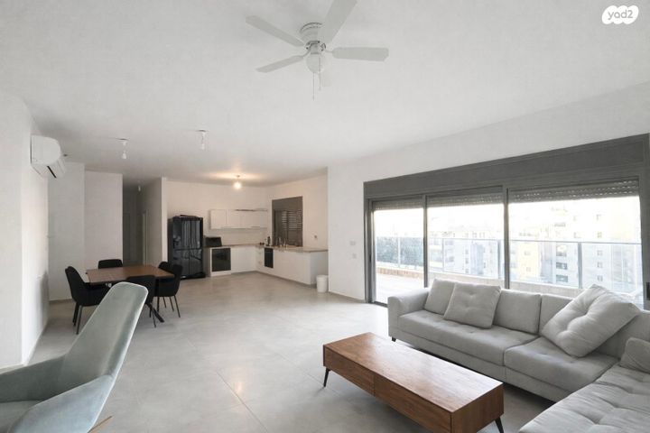 גג/ פנטהאוז, יפה ירקוני, רובע יזרעאל סביוני העמק, עפולה