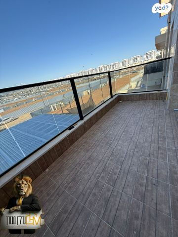 דירה, אריאל שרון, נווה שרון / שער העיר, נתיבות