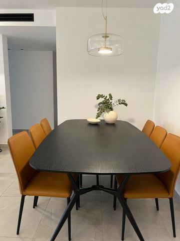 דירה, אדמונד סחייק, מלחה, מנחת, ירושלים