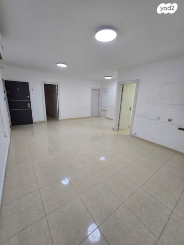 דירה, נחום גוטמן, נווה זאב, נאות אילן, באר שבע