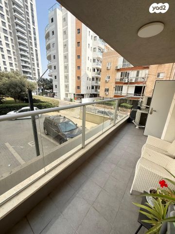 דירה, מסריק, בת ים