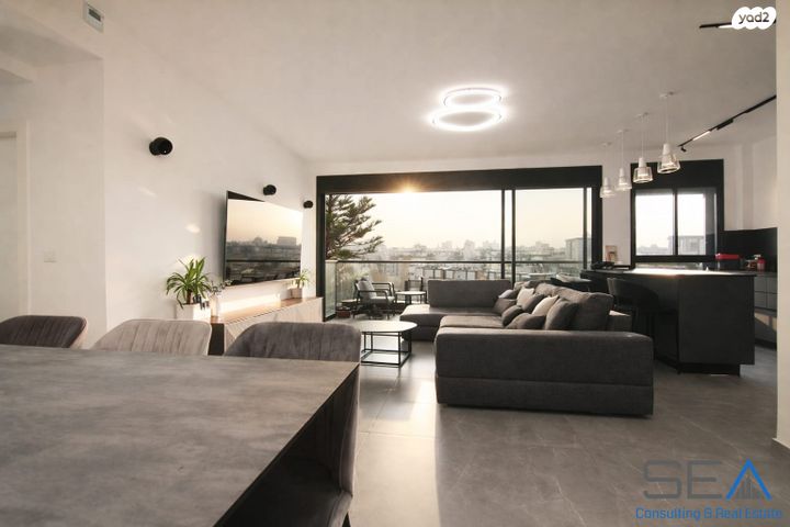 דירה, שדרות ירושלים 28, מרכז העיר דרום, נתניה