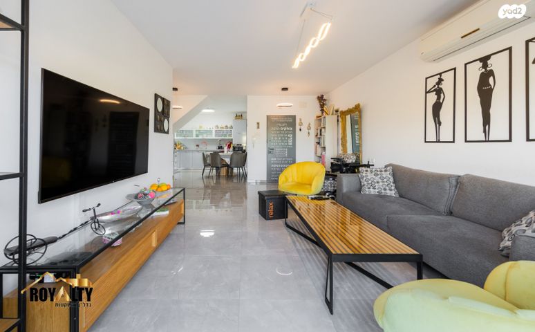 דופלקס, ה' באייר, נווה אפק, ראש העין