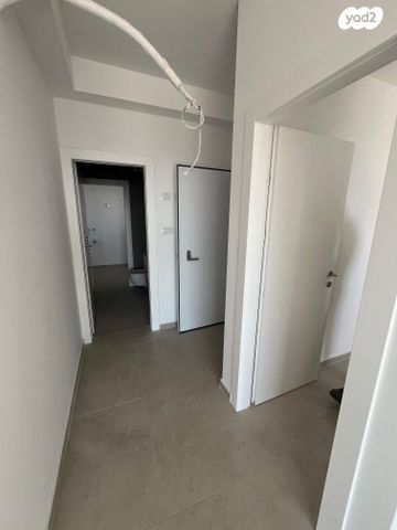 דירה, רמת יורם, נתיבות