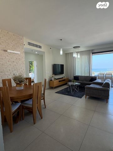 דירה, אריק איינשטיין, הקריה מע"ר, אשדוד