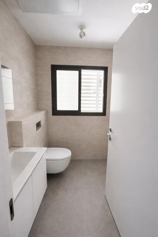 דירה, חרוזים, רמת גן