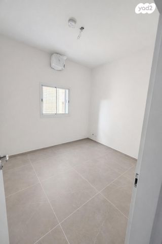 דירה, חרוזים, רמת גן