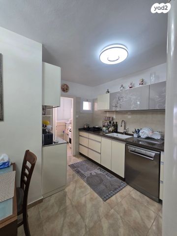 דירה, מאיר יערי, שכונה י"א, באר שבע