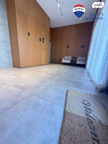 דירה, יצחק בן צבי, ברנדייס, חדרה