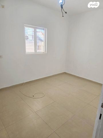 דירה, הנביאים, הנביאים, בת ים