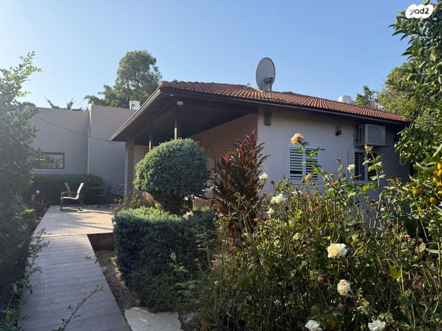 בית פרטי/ קוטג', הבמבוק, יד חנה, יד חנה