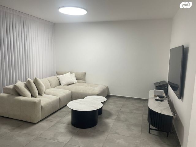 דירה, שאר העיר, גן יבנה