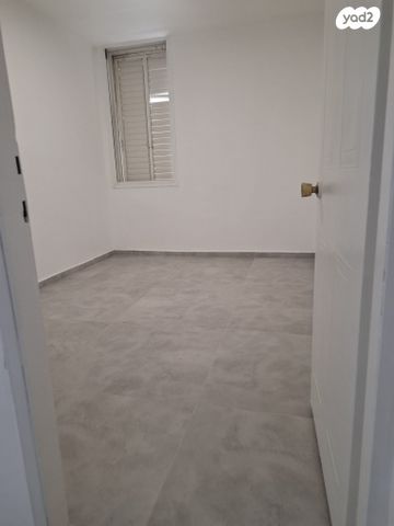 דירה, דוד תדהר, רמת אליהו, ראשון לציון