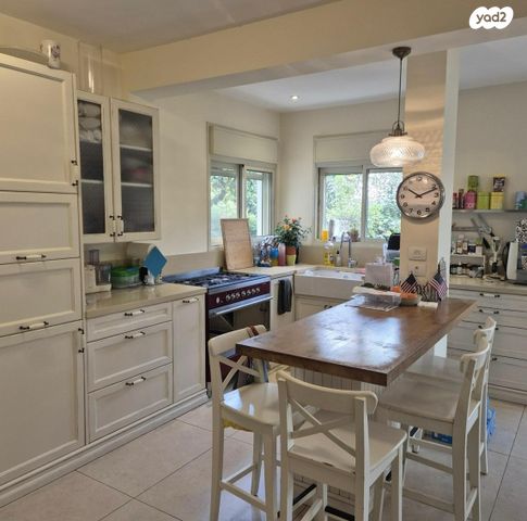 דירת גן, נווה אביבים, תל אביב יפו