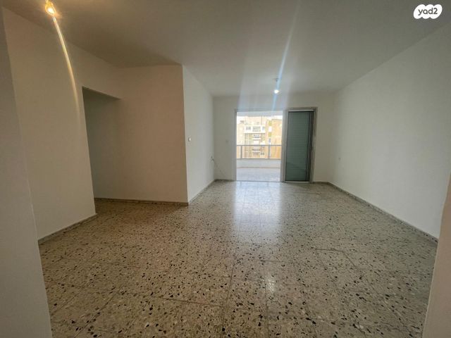 דירה, הר שומרון 2, רובע י"א, אשדוד