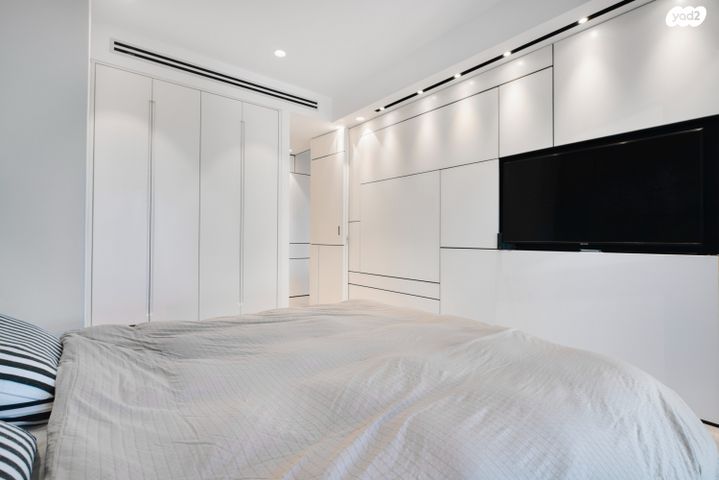 דירה, דרך מנחם בגין, מונטיפיורי, הרכבת, תל אביב יפו