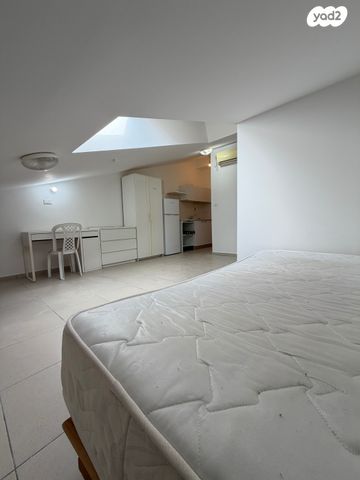 דירה, אריה לובה אליאב 18, זיו, חיפה