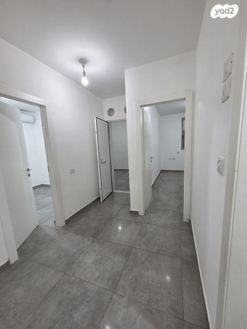 דירת גן, אשכולית 32, רמות הרכס, באר שבע