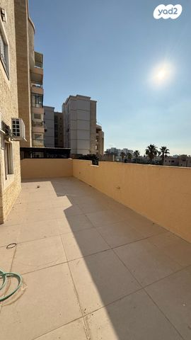 דירה, נחליאלי, עכו