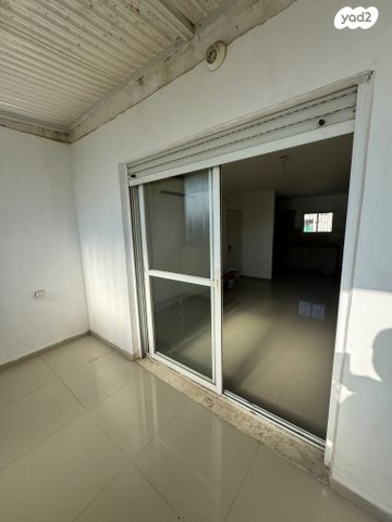 דירה, גן הורדים, אשקלון