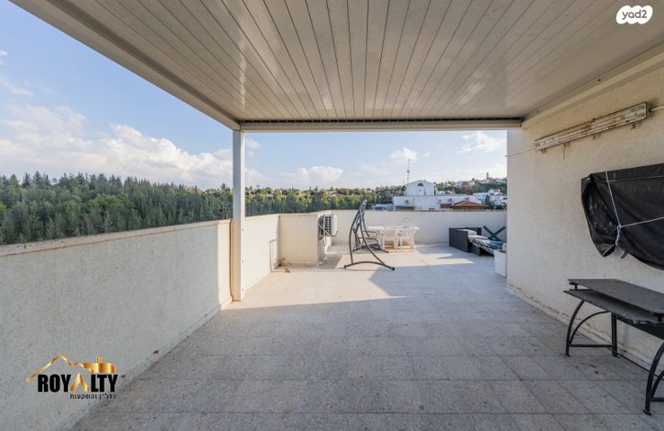 דופלקס, ה' באייר, נווה אפק, ראש העין