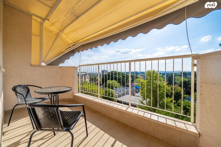 דירה, הרב עוזיאל 6, פתח תקווה