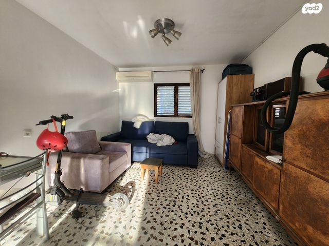 דירת גן, הקשת, קרית שלום, תל אביב יפו